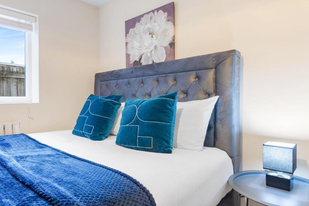 Isleworth Suites - Tw7 Kültér fotó