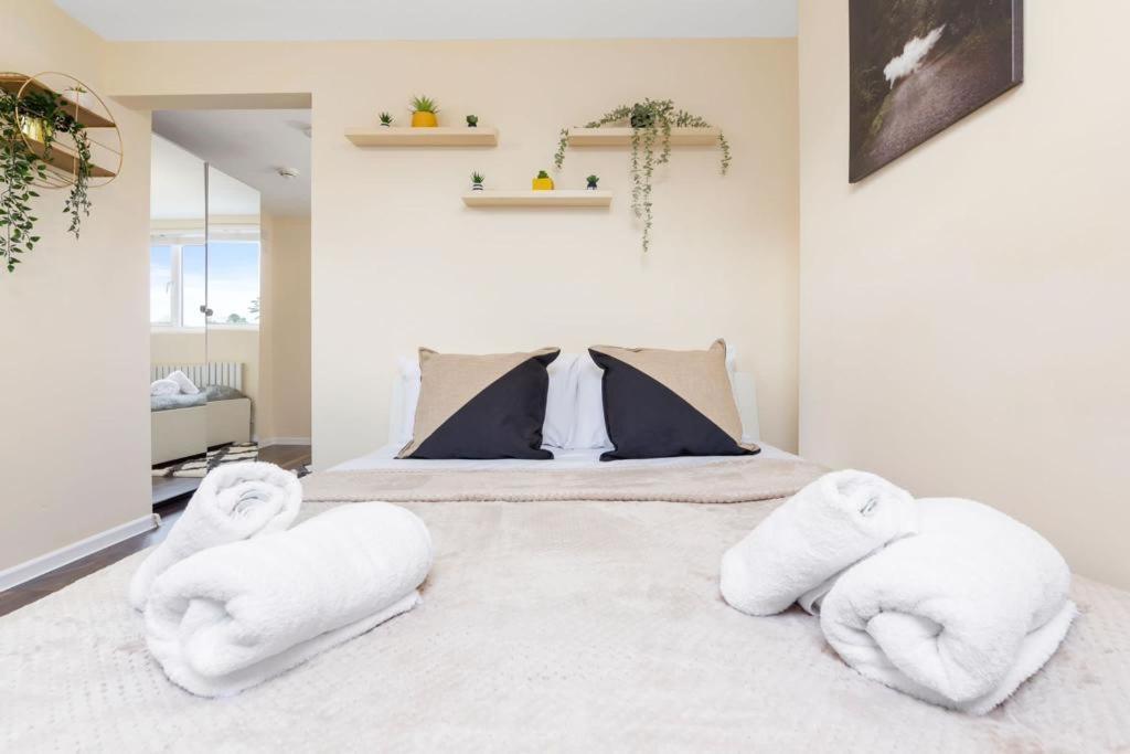 Isleworth Suites - Tw7 Kültér fotó