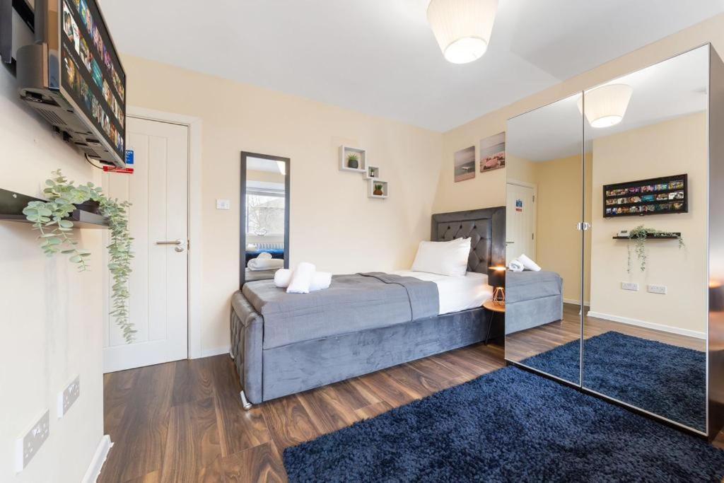 Isleworth Suites - Tw7 Kültér fotó